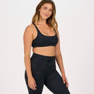 Vuori Yosemite Bra NWT